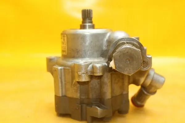 Bomba de direção Audi A6 C6 S6 4.2 B BBK BAT OEM image 7