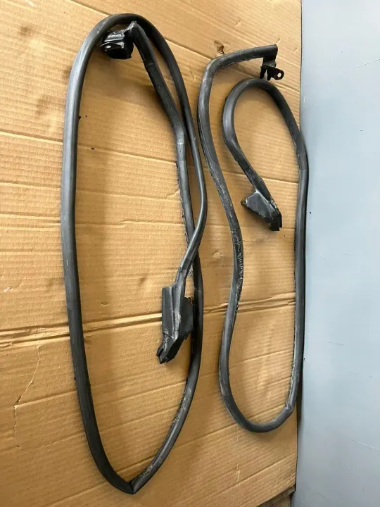 OEM 1239 oven tiivisteet Corvette C3 1969 image 2