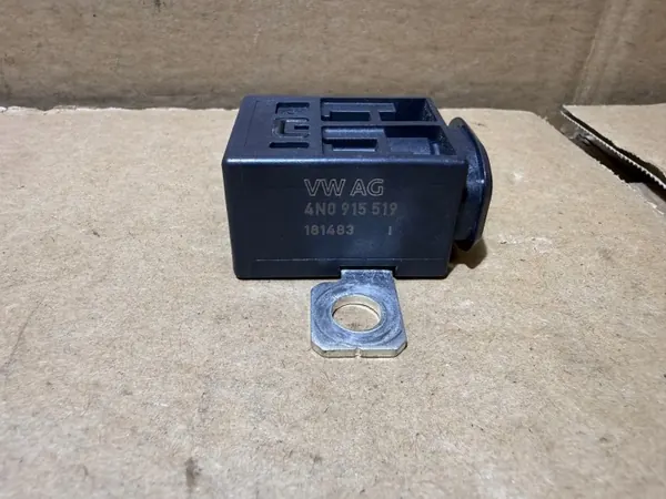 Audi A6 C8 Pyrotechnische zekeringklem OEM 4N0915519 image 4