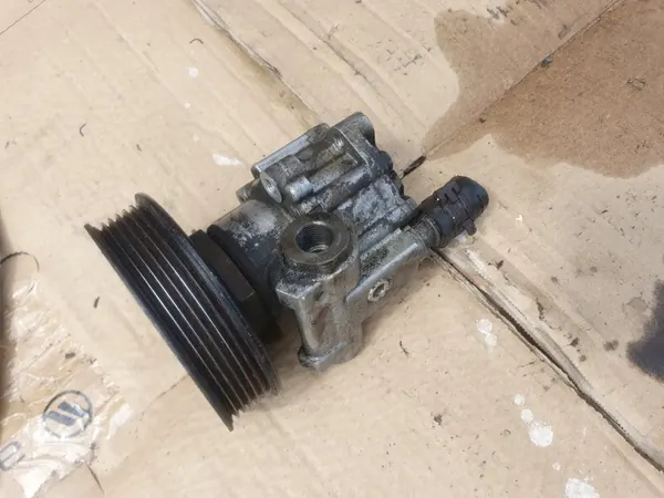 Bomba de direção assistida Volkswagen Polo 6N2 1.4 2002 OEM 032145157A image 2