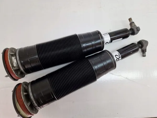 MERCEDES W221 6.3 AMG ABC Shock Absorber A2213208313 A2213208413 image 4