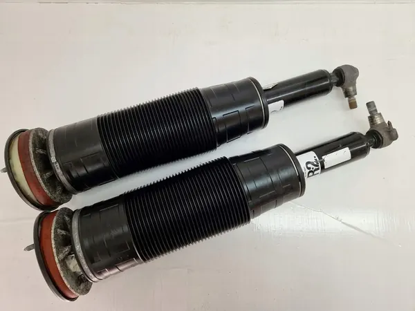 MERCEDES W221 6.3 AMG ABC Shock Absorber A2213208313 A2213208413 image 5