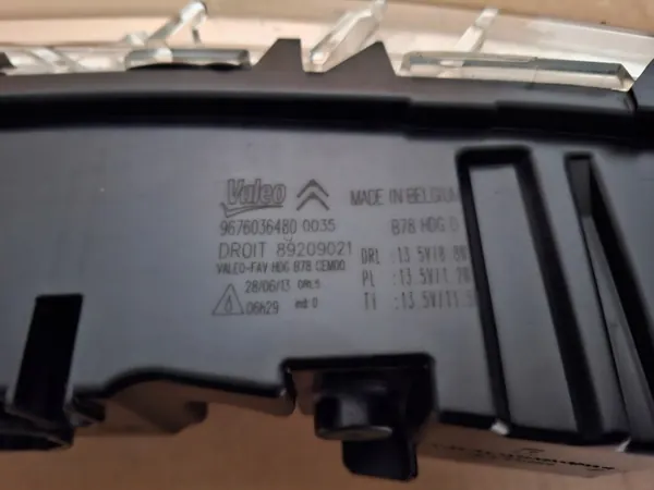 Phare LED DRL Citroen C4 Picasso II OEM 9676036480 image 5