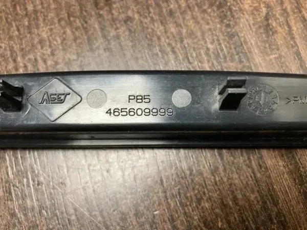 Iveco Daily VI 15r Stop-valo OEM 465609999 - Käytetty image 7