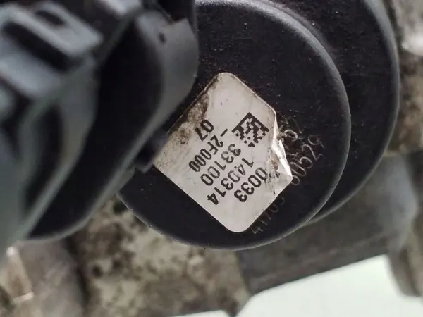 Hyundai OE 0445010511 Kraftstoffpumpe - Gebraucht image 4