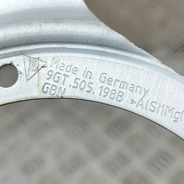 Porsche 911 992 2024 Escudo freio traseiro direito OEM 9GT505198B image 6