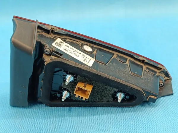 SKODA KODIAQ 1.5 TSI 2020 Luz Trasera Derecha 565945308B image 4