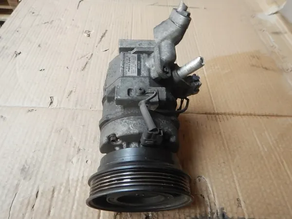 Compresseur de climatisation OEM 447220-4303 pour Toyota RAV4 II 2.0 D4D image 3