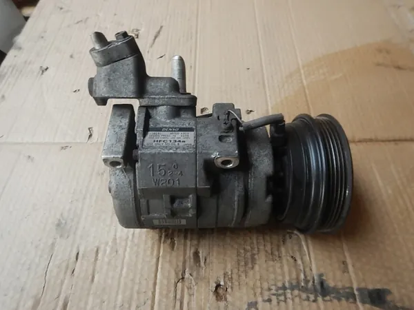 Compresseur de climatisation OEM 447220-4303 pour Toyota RAV4 II 2.0 D4D image 4