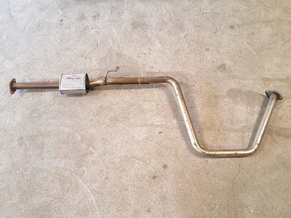 Kia Ceed III 1.6 CRDI Keskipakoputken Vaimennin OEM JDC00 image 3