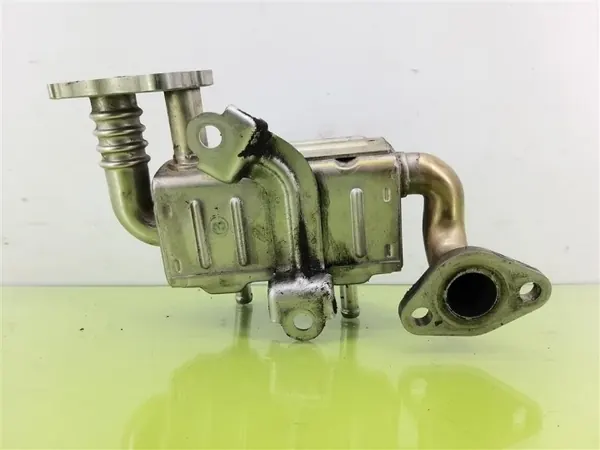 Toyota Brandstofkoeler OEM 2560133060B voor Yaris II image 4