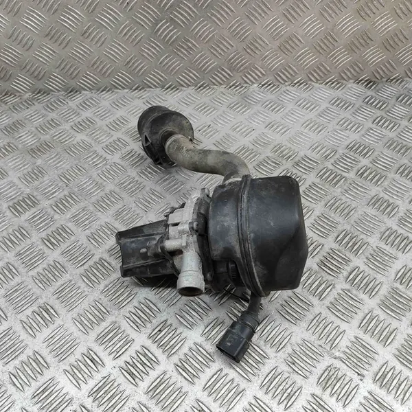 Polttoainepumppu AUDI A6 AVANT 4.0L 079959231C image 5