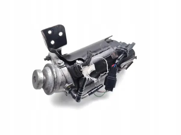 Skoda Octavia Boîtier de filtre à carburant 2.0 TDI Diesel OEM image 8