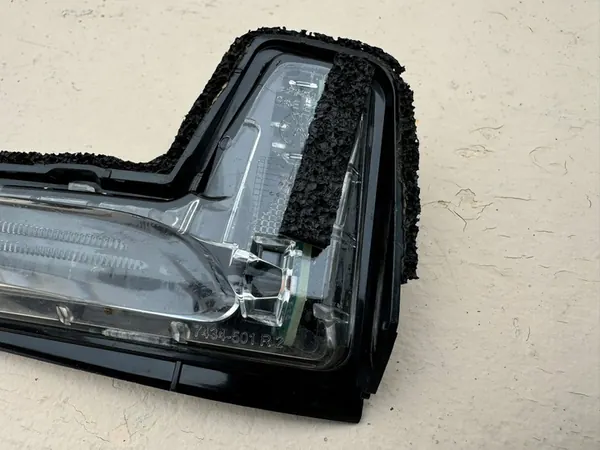 Luz de pisca Volvo XC60 II image 4