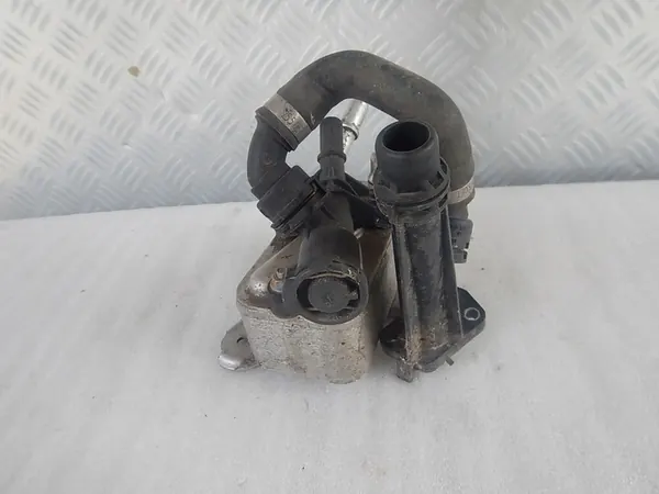 BMW F01 F10 F07 3.0 3.0D Enfriador de aceite image 2