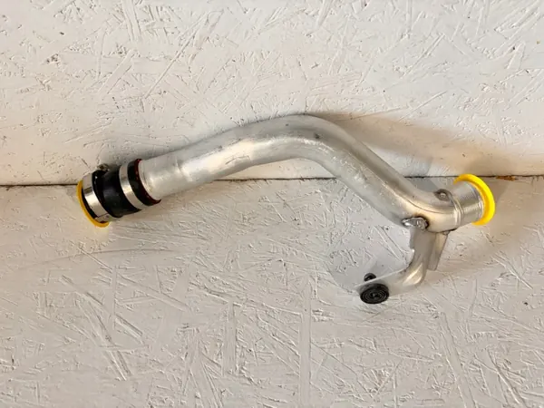 Tuyau d'air Audi VW 4.2 TDI OEM 4L0145941 - Occasion image 2