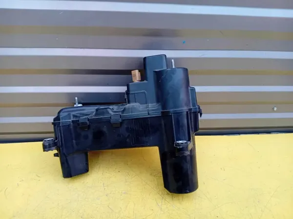 Condensador AC OEM 9830070780 para Peugeot 208 II image 4