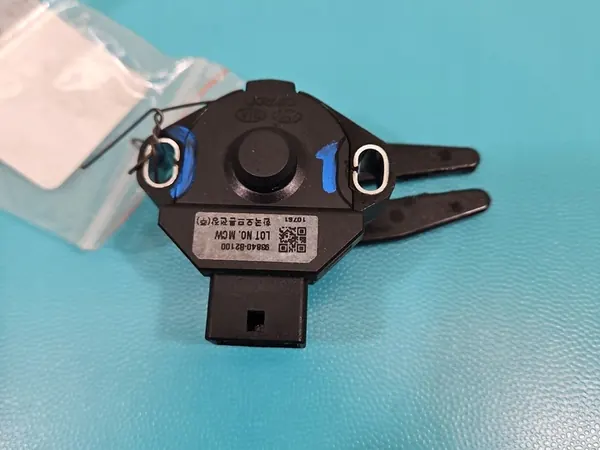 Sensor Hyundai Tucson III 15-20 93840-B2100 image 2