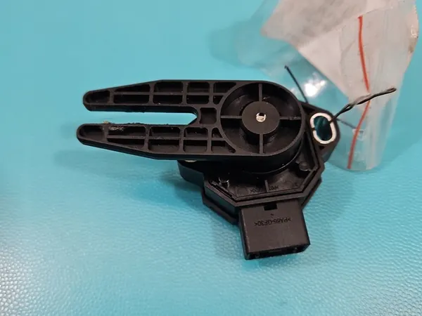 Sensor Hyundai Tucson III 15-20 93840-B2100 image 5