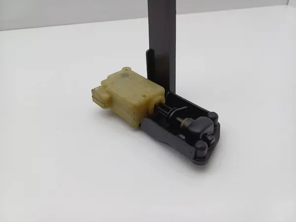 Atuador de tampa de combustível Volvo S80 9187635 image 2