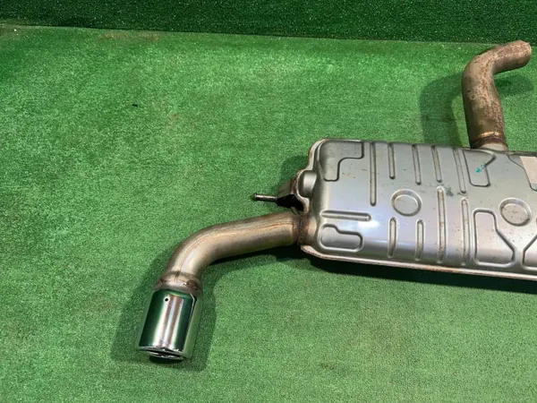 VW Golf VIII GTI Vaimennin OEM 5WA253611N image 9