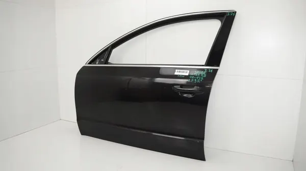 Skoda Superb II Voor linker deur OEM 360185124 image 3