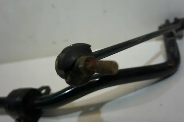 MG ZS Stabilisatorlenker OEM 10952419 - Gebraucht image 8