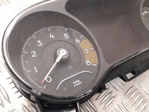 Tableau de bord Jeep Compass 2018 OEM 6QR58DX9AB image 3