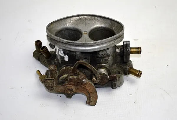 Renault Spjällhus OEM 32/360FR2/104 - Begagnad image 3