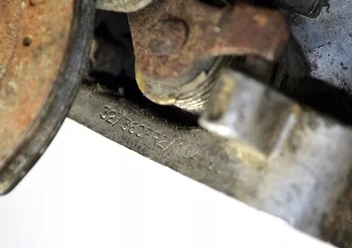Renault Spjällhus OEM 32/360FR2/104 - Begagnad image 6