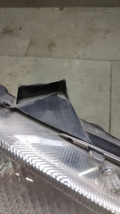 Refletor Skoda OE 5L1941018C image 4