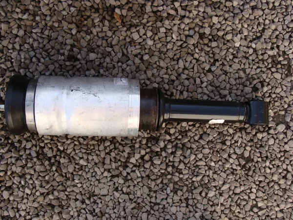 OEM 22257272 Vorderer Luftfederungs-Stoßdämpfer image 3