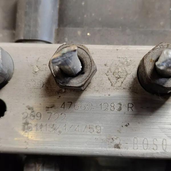 Renault OE 476601283R ABS-bromspump - Begagnad image 4