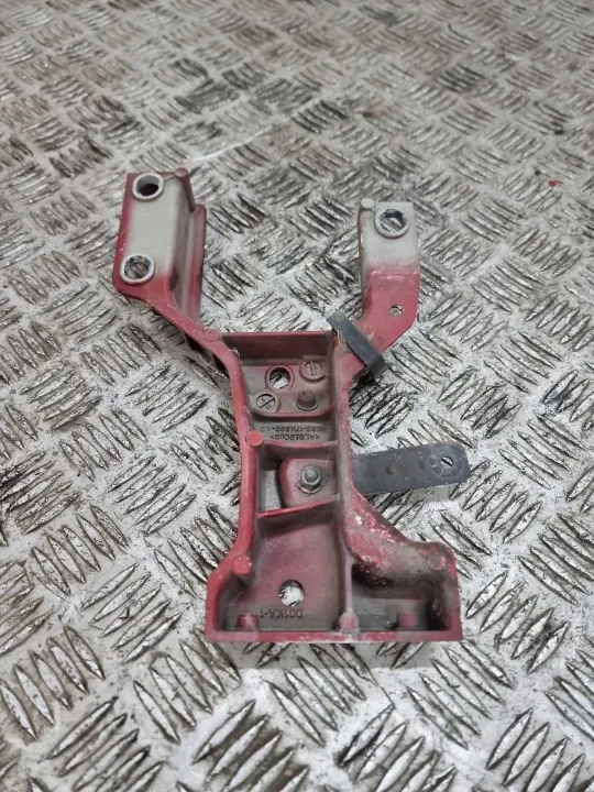 Soporte de radiador Jaguar F-Pace OEM HK8317K899AD image 5