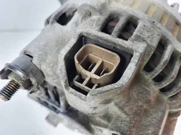 MAZDA 323 1.5 Vaihtovirtageneraattori A2TB0091 image 4