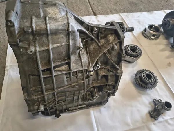 Chaîne et boîtier CVT Subaru OEM TR69GSI4G6 image 3