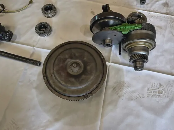 Chaîne et boîtier CVT Subaru OEM TR69GSI4G6 image 8