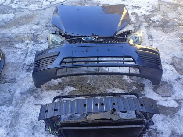F3 OEM Front Kit: Bumper, Grille, Lights Ford Focus image 3