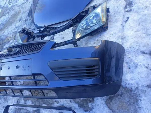 F3 OEM Front Kit: Bumper, Grille, Lights Ford Focus image 5