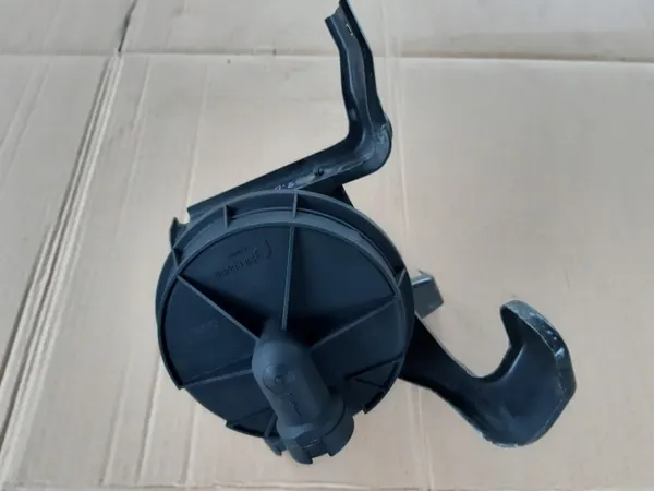 Audi A6 C6 3.0 TFSI sekundärluftpump OEM 078906601N image 6