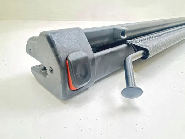 Grille de coffre Toyota Avensis T270 2010 MTL25652 image 2