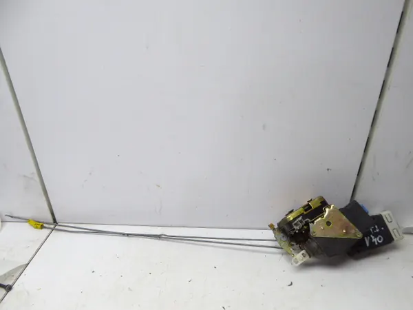 VOLVO V40 LIFT 95-04 Hintere Linke Türschloss Betätiger 3 4 Pins OEM image 2