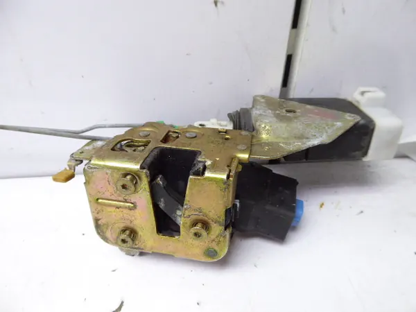 VOLVO V40 LIFT 95-04 Hintere Linke Türschloss Betätiger 3 4 Pins OEM image 4