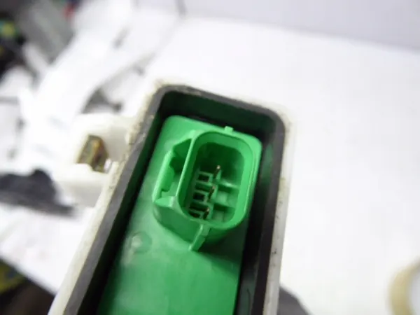 VOLVO V40 LIFT 95-04 Hintere Linke Türschloss Betätiger 3 4 Pins OEM image 6