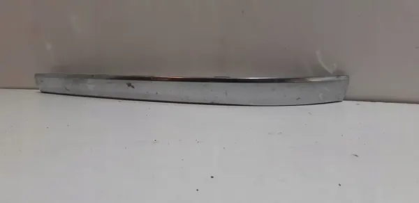 VW Touareg II Etupuskuri Kromilista Vasemmalle 7P6853253 image 3