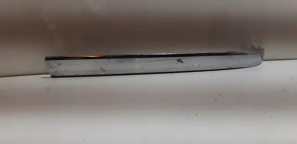 VW Touareg II Etupuskuri Kromilista Vasemmalle 7P6853253 image 4