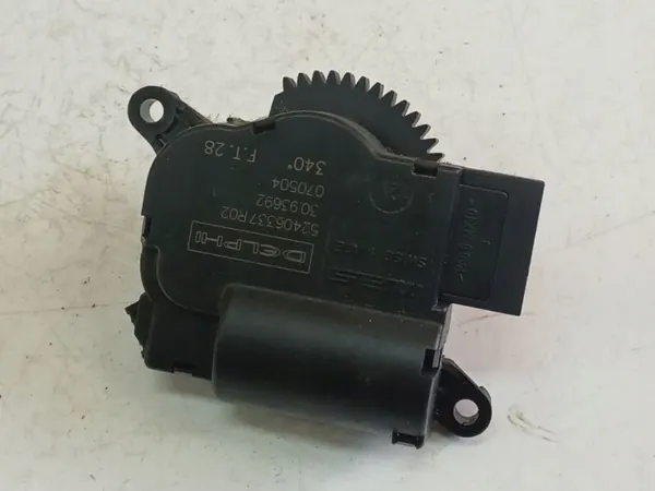 Motor da válvula aquecimento OEM 52406337R02 para Opel Astra 1.7L image 2