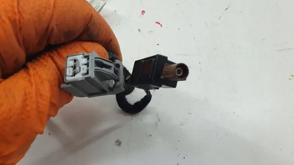 Ford Focus mk3 takaluukun johdotus OEM bv6t-10e998 image 4