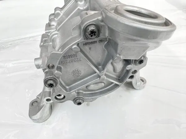 Olje pump BMW 1 F40 1.5 8631810 image 7