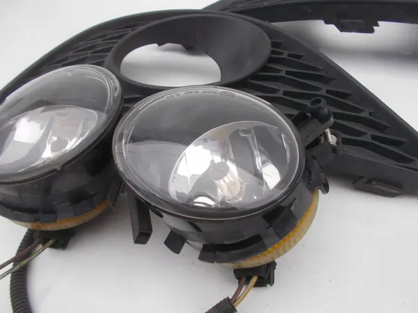 Griglia Alogena Sinistra Destra Seat Ibiza IV 6J0853666A image 4